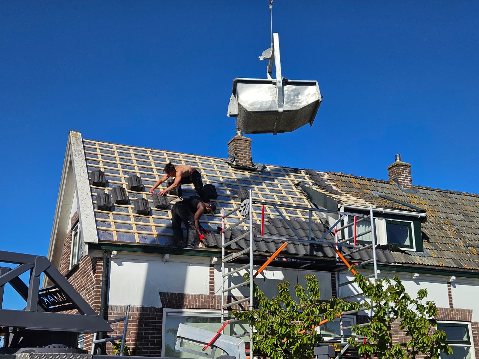 Project Breda, Renovatie van pannendak
